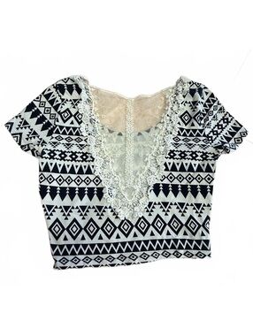 Charlotte Russe Black and White Geometric Print Crop Top with Lace Detail Size S